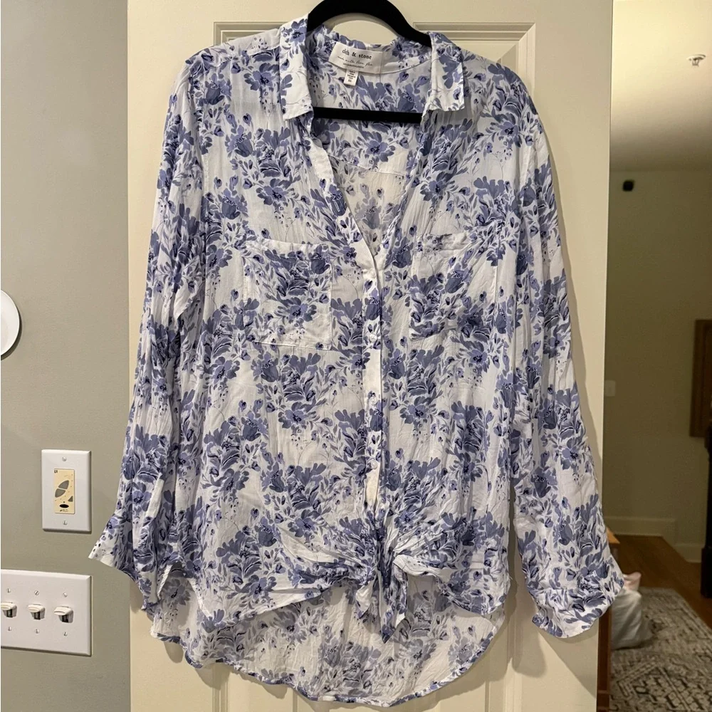 Anthropologie Blue Floral Button Down Shirt - Picture 1 of 2